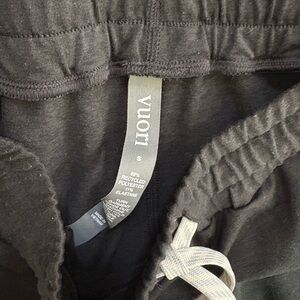 Vuori crop legging joggers